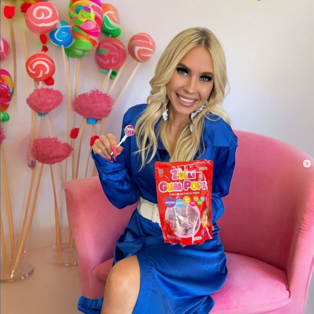 ZOLLIPOPS GUM Pops 5.6oz - Sugar Free, Allergen Free, Keto & Diabetic Friendly Strawberry Lollipops with Gum in a Convenient Resealable Pouch