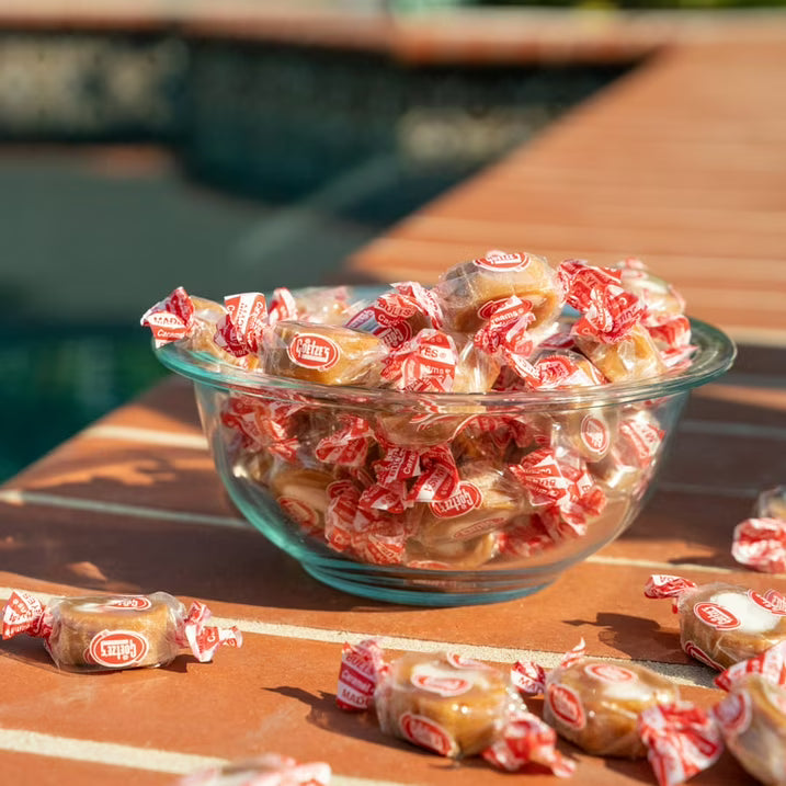 Goetze's Original Caramel Creams Candy, 40 oz Resealable Bag, Peanut-Free