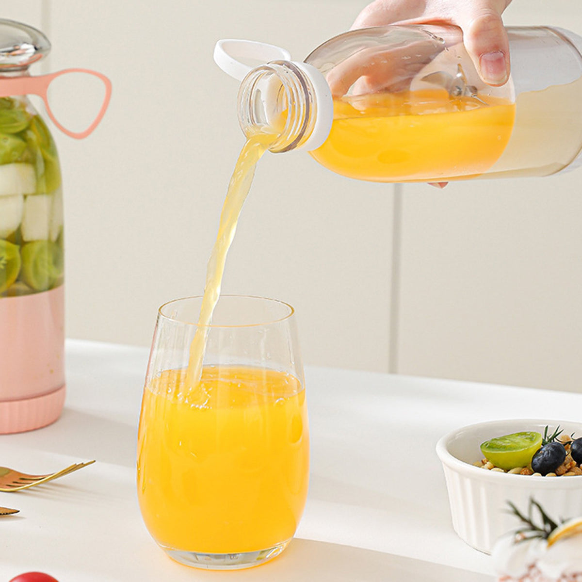 Yesbay Fruit Juicer Blender High Speed USB Rechargeable Fruit Vegetable Blender